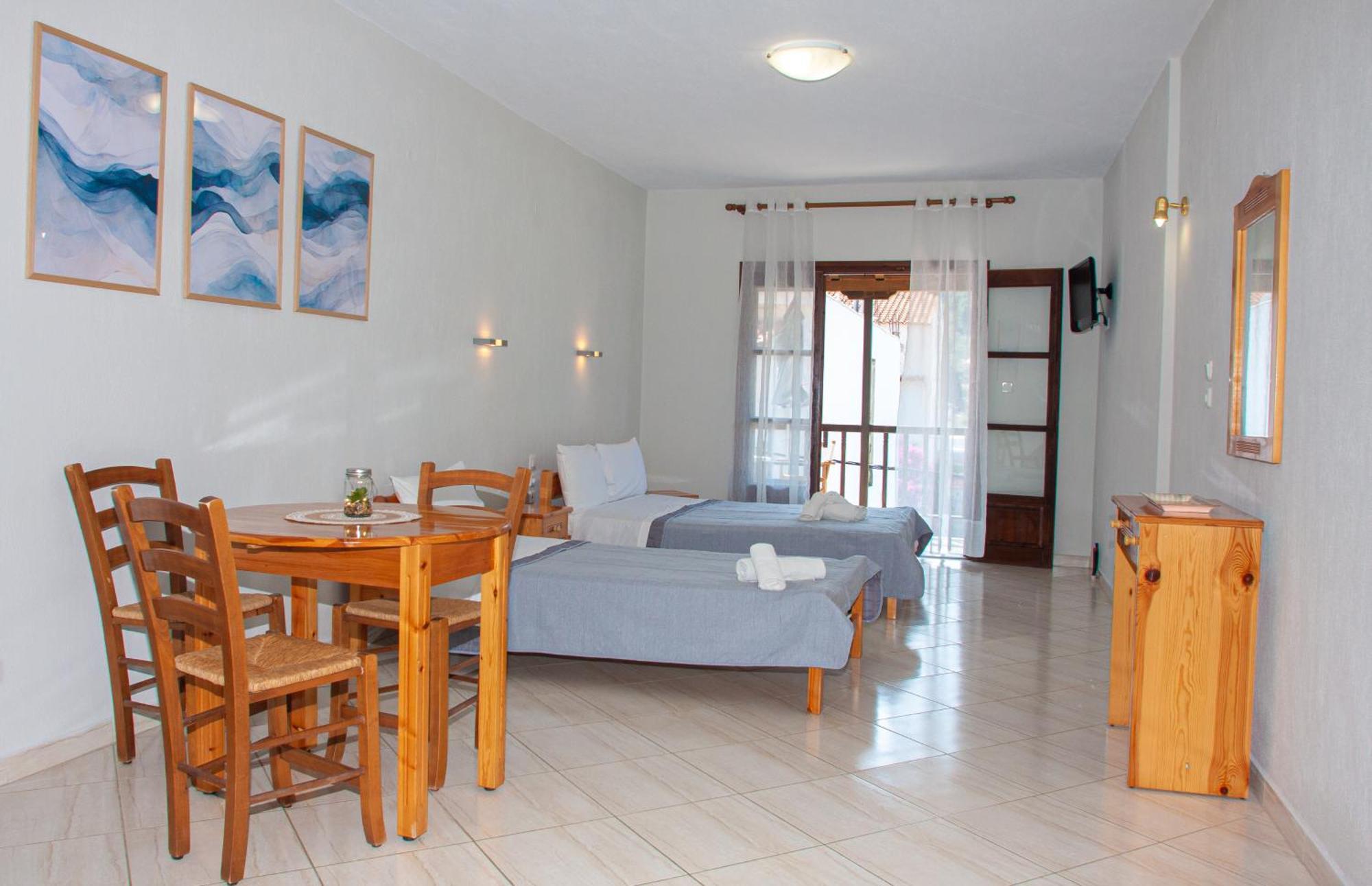 Aris Junior Studios Neo Klima Skopelos Exterior photo