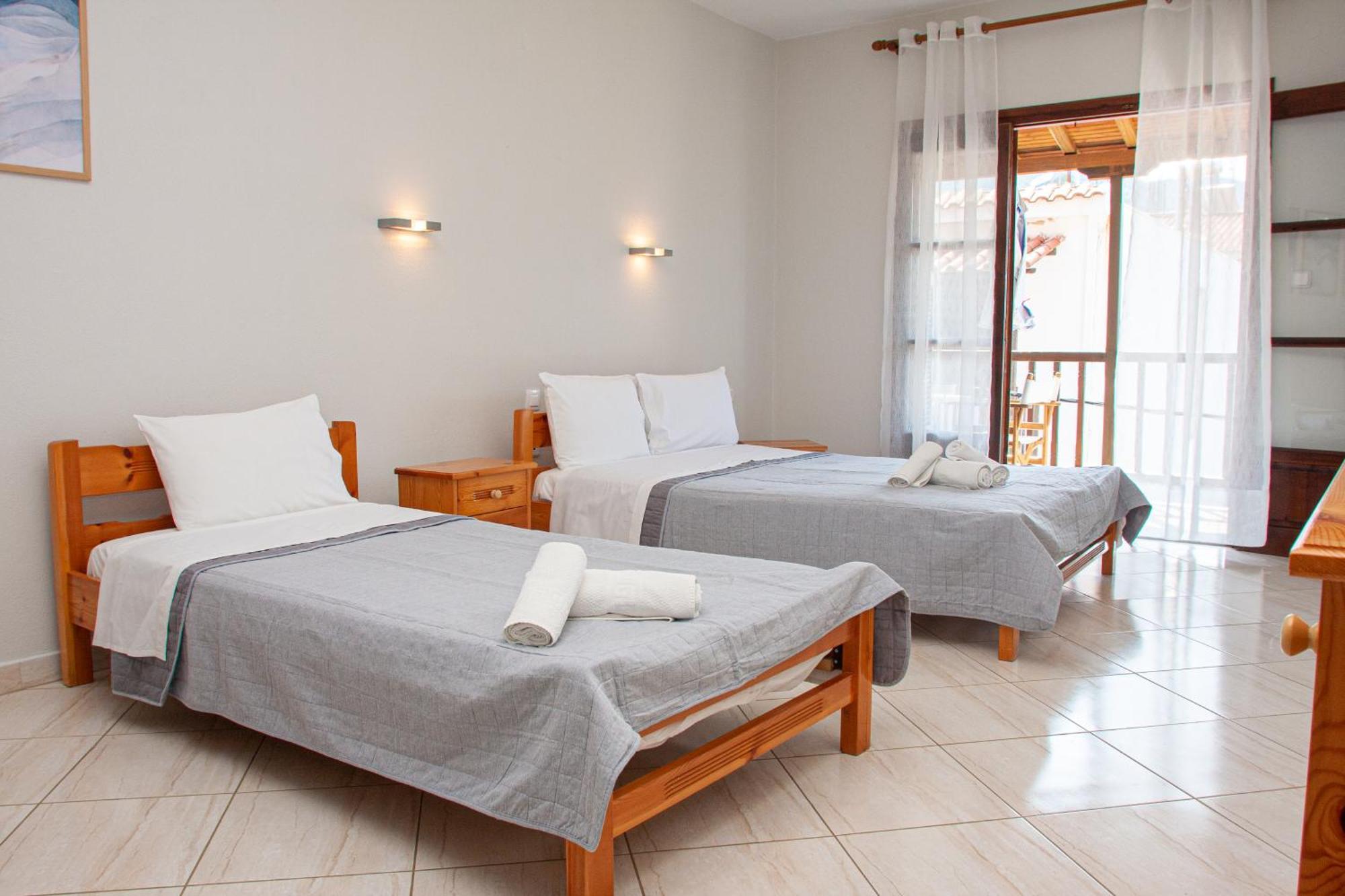 Aris Junior Studios Neo Klima Skopelos Exterior photo